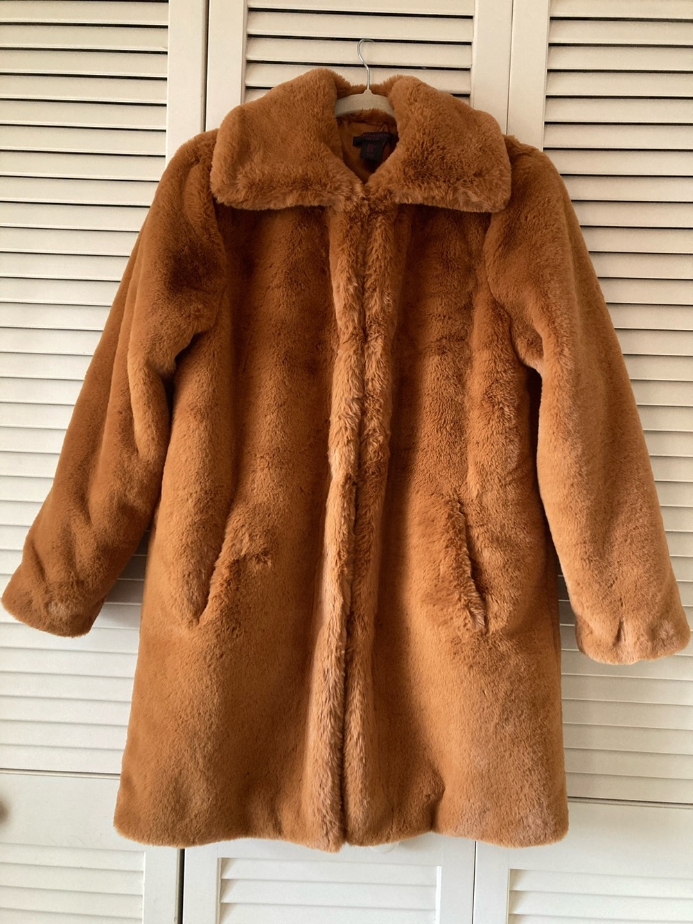 Christian Siriano New York Faux Fur Coat Sz M 🧡